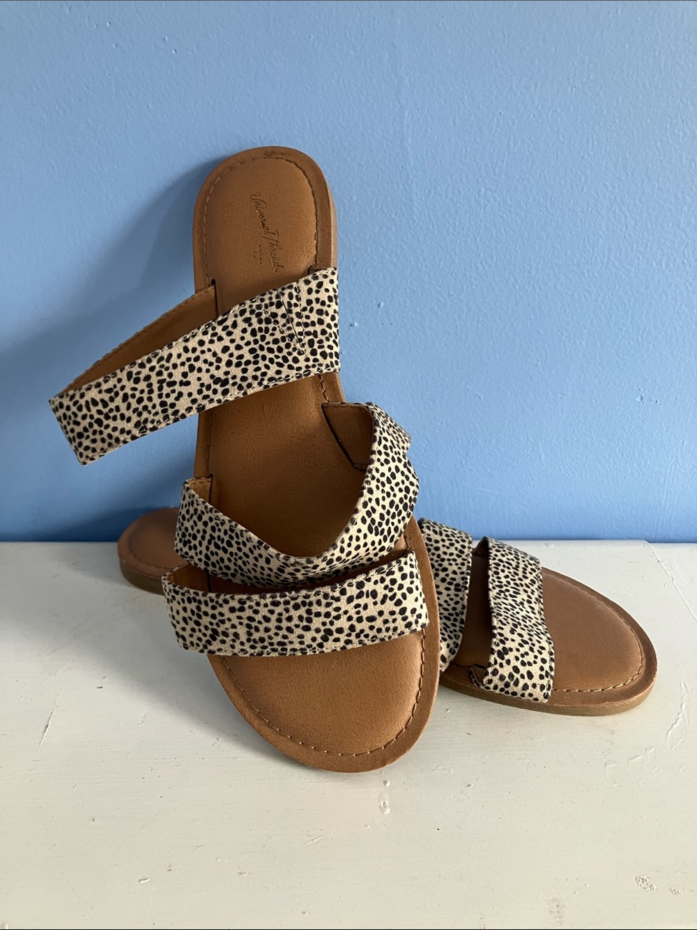 Universal Thread Women’s Animal Print Sandal - 8.5